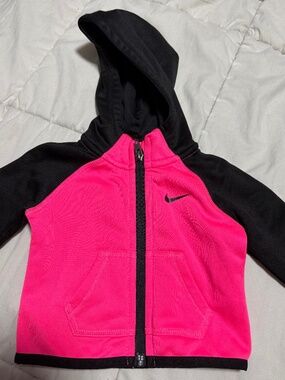 Black Pink Nike Girls 3-6 Months Dri- Fit Zip Up Jacket with Black Hood